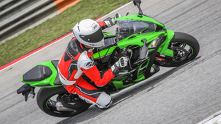 What Do You Want To Know About The All New 2016 Kawasaki ZX-10R?